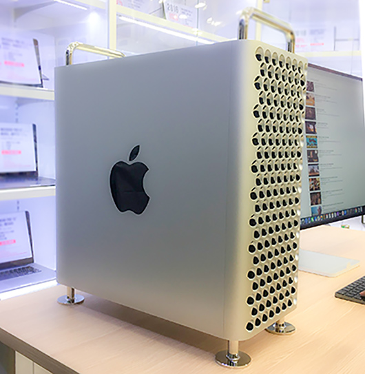 Mac Pro Đầu Tiên Tại Việt Nam